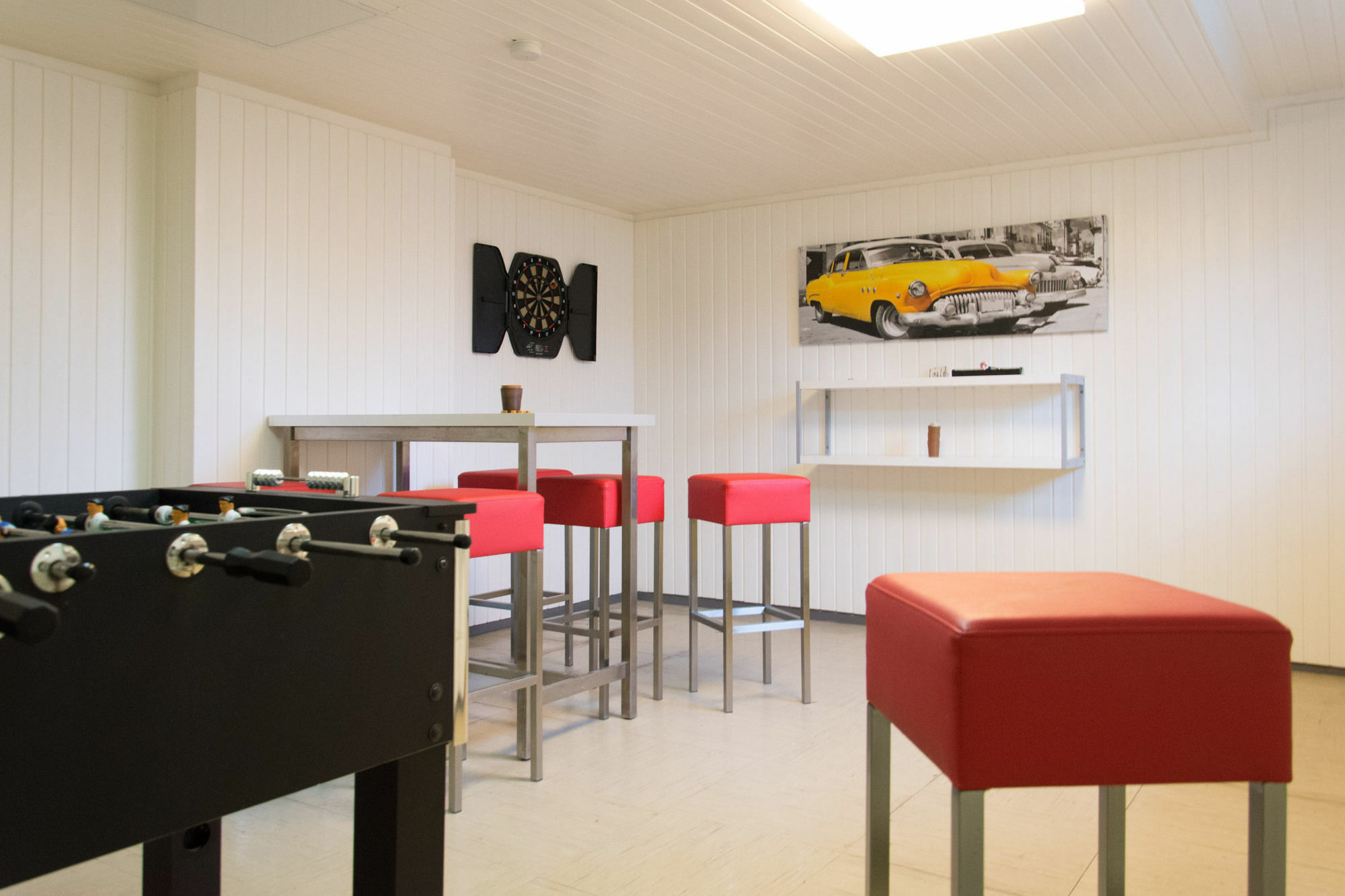 1, 2, Sleep Hostel Nuernberg Messe Bagian luar foto