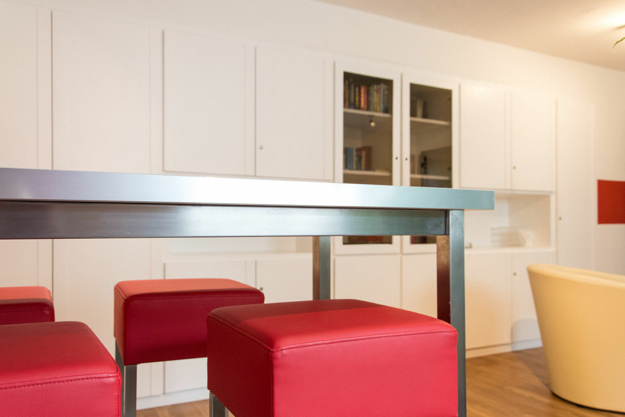 1, 2, Sleep Hostel Nuernberg Messe Bagian luar foto