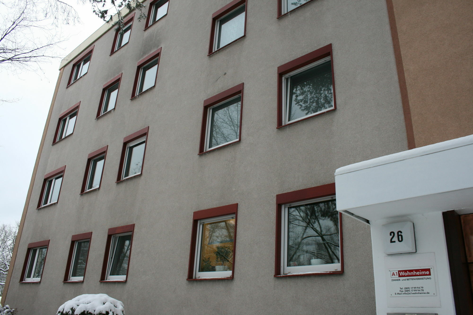 1, 2, Sleep Hostel Nuernberg Messe Bagian luar foto